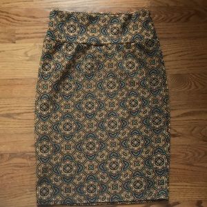 LulaRoe stretchy pattern pencil skirt